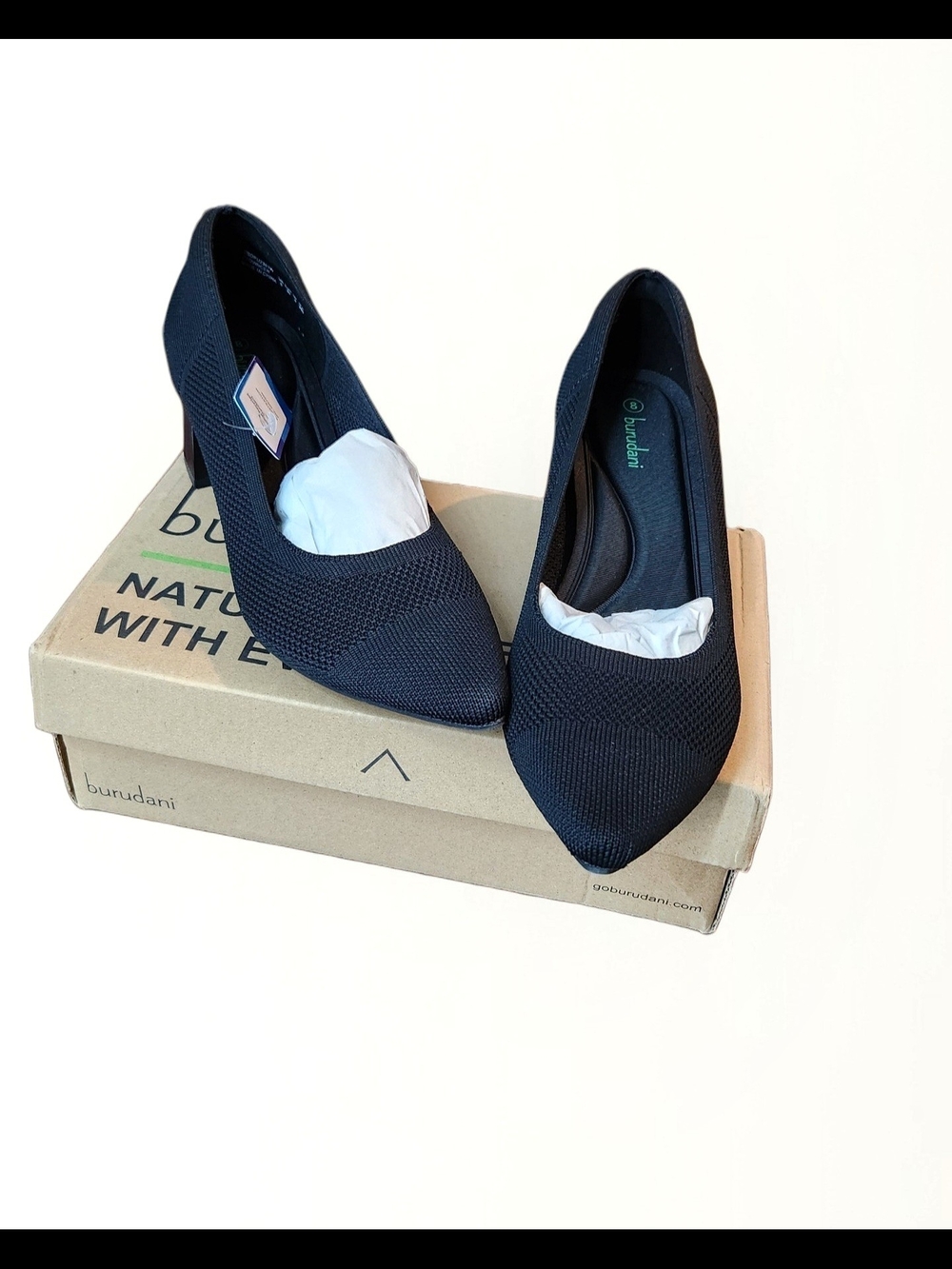 Burudani Women's Black Knit Pointed-Toe Block Heels Size 8
